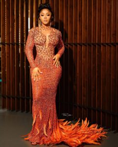 AMVCA 2022: A lady standing 